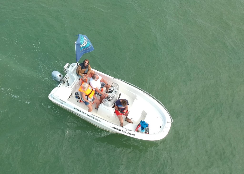 Louez votre bateau sans permis à La Tranche-sur-Mer.